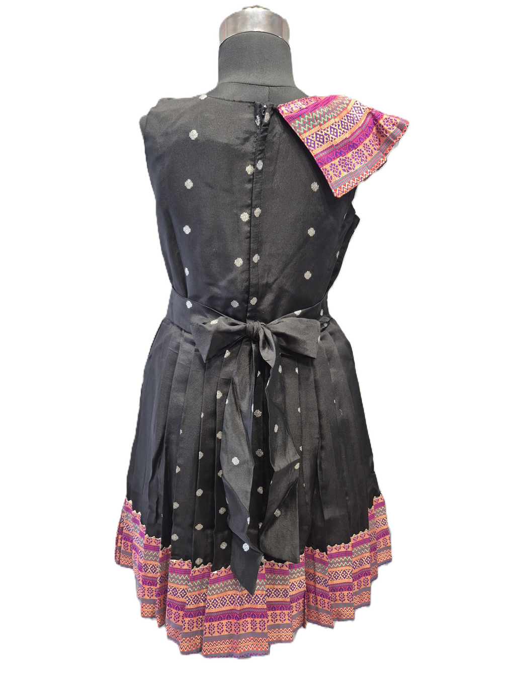 Designer Pleated Silk Frock for Kids – Traditional Floral & Zari Butti Ensemble